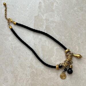 Elegant Black and Gold Necklace
